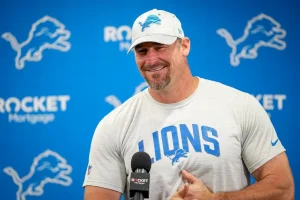 Dan Campbell Height