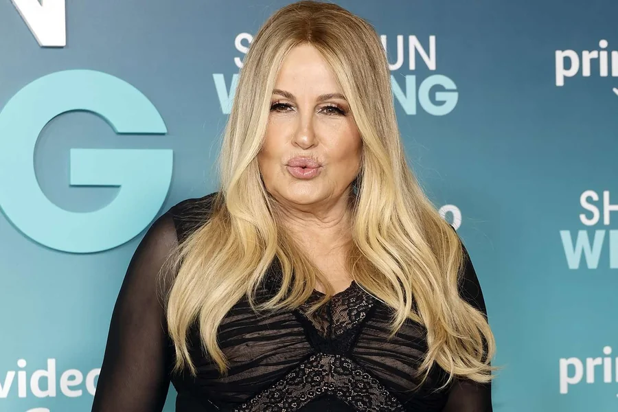 Jennifer Coolidge Height