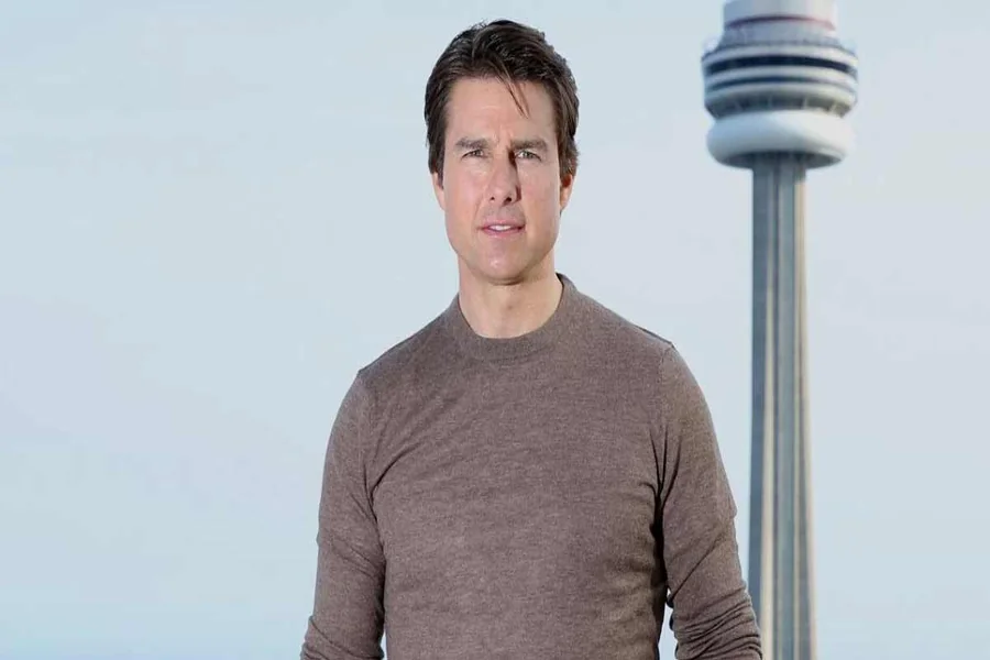 Tom Cruise Height