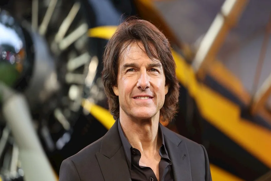 Tom Cruise Height