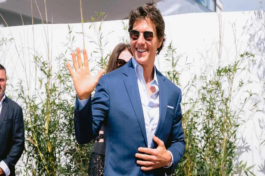 Tom Cruise Height
